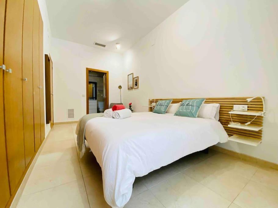 Stylish Apartment With Terrace On The Beachfrom فالنسيا المظهر الخارجي الصورة