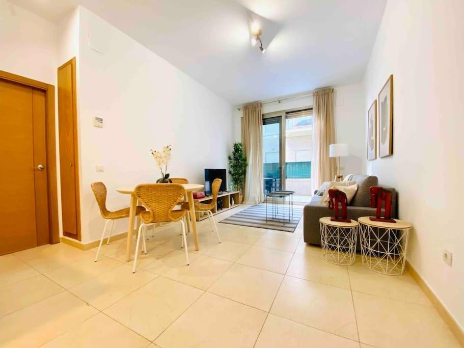 Stylish Apartment With Terrace On The Beachfrom فالنسيا المظهر الخارجي الصورة